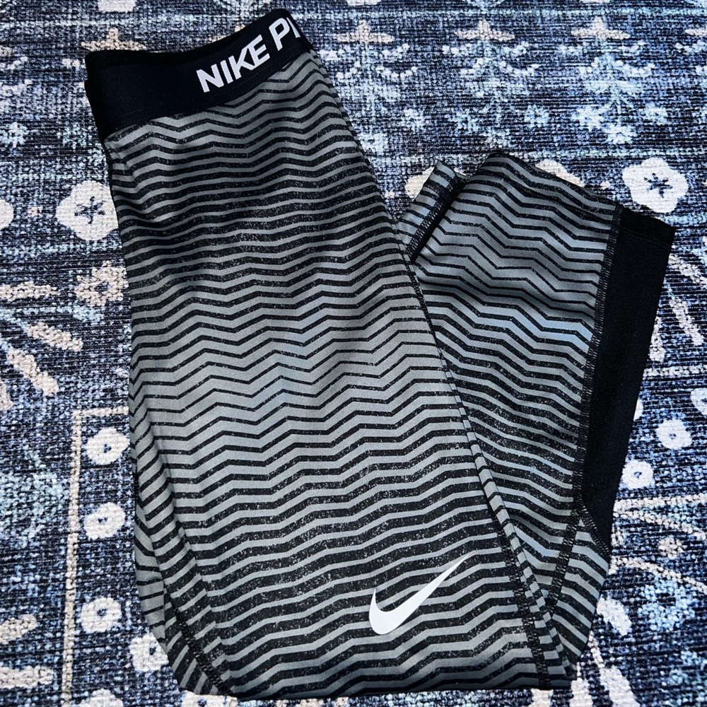Nike Dri Fit Cropped Leggings